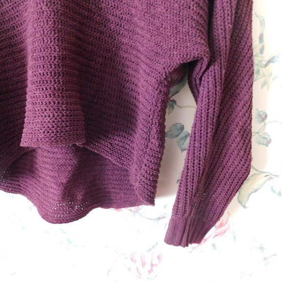 🦅 American Eagle Chenille Batwing Sweater 🍃🌳 - Picture 6 of 10